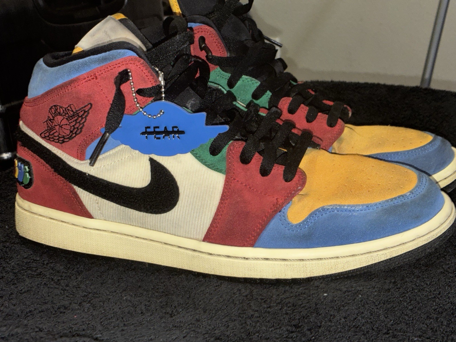 Jordan Air Jordan 1 Mid Men’s Multicolor Colorblock Mid-Top Lace-Up Sneakers