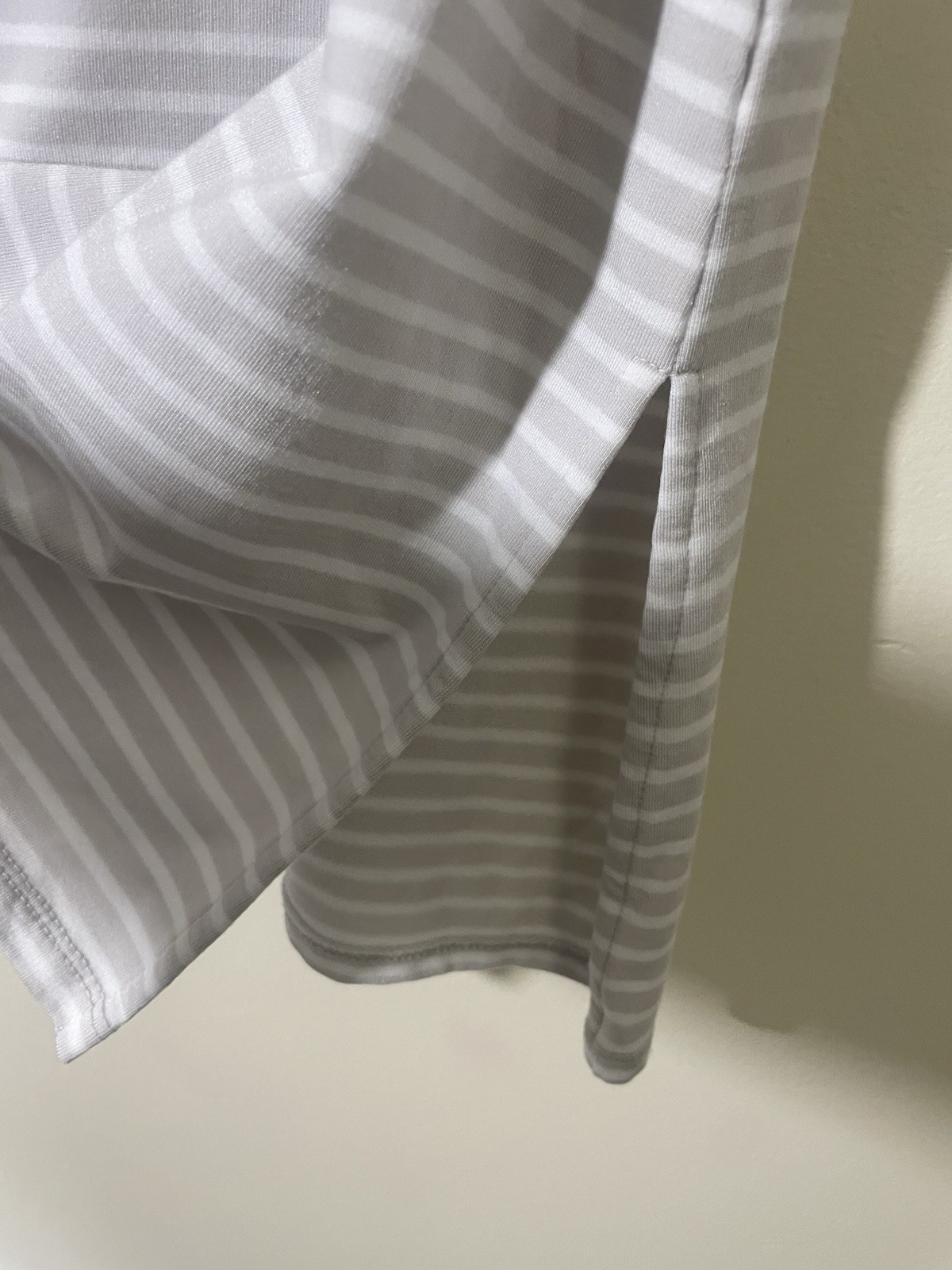 Garnet Hill Striped Turtle Neck Split Hem Tunic Small Sleeveless Minimalist Grey