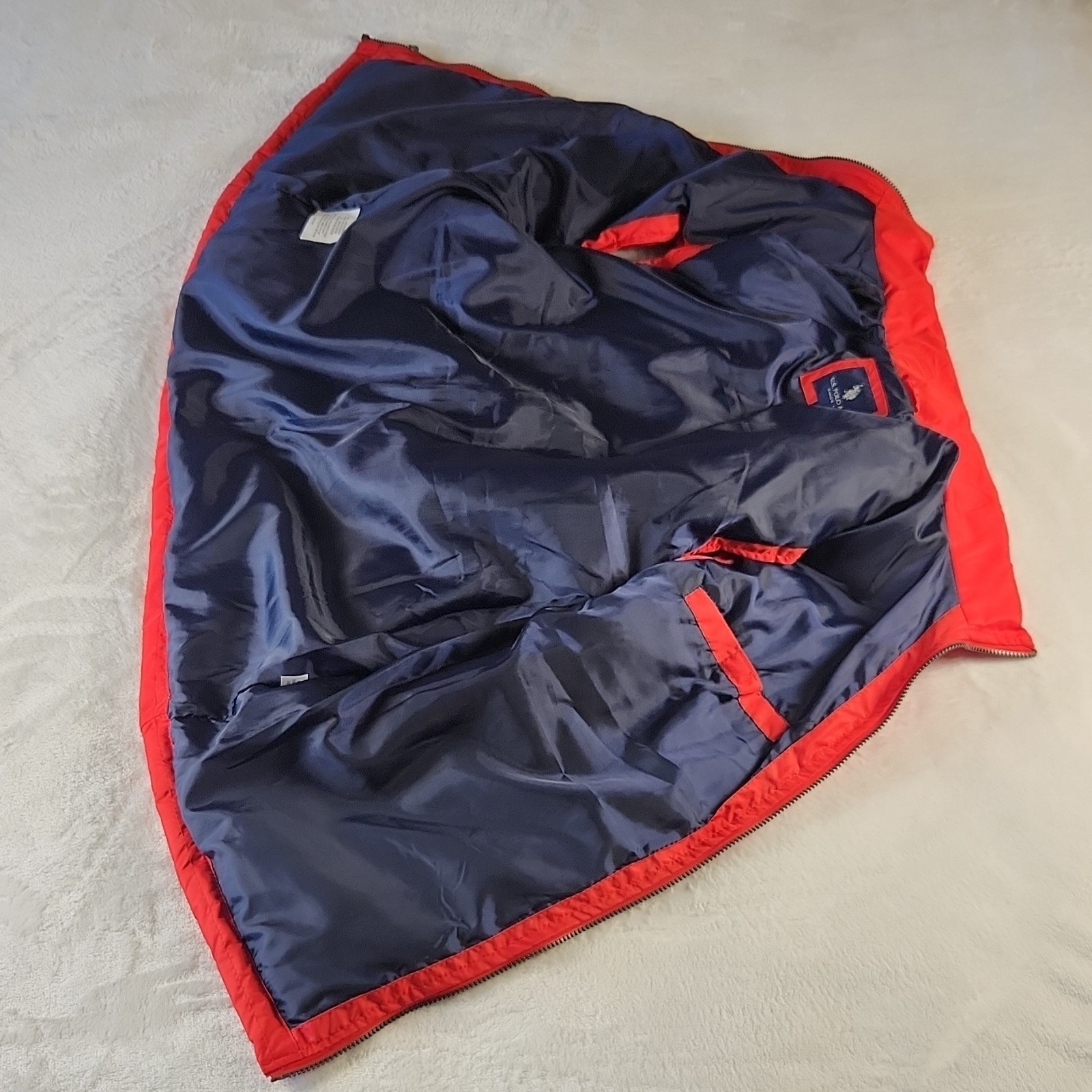 US Polo Assn. Men’s Puffer Vest, Red with Navy Blue Lining Zip Up Size XL