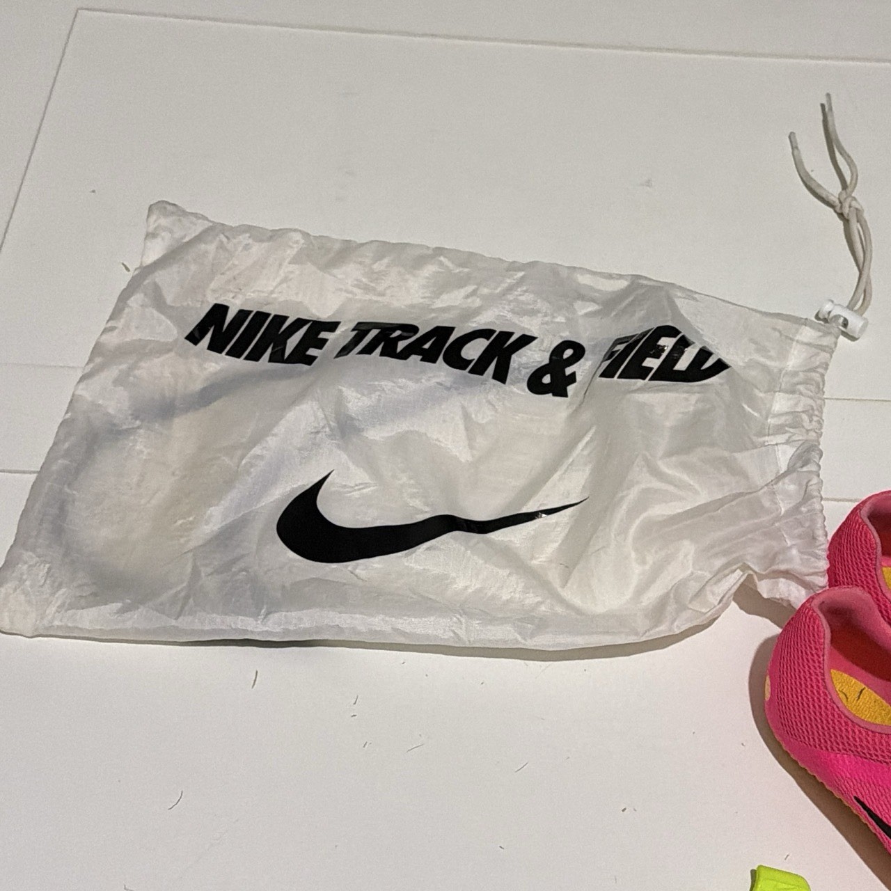 Nike Track & Field Spikes Pink/Black Low Top Lace-Up Sneaker w/ Bag