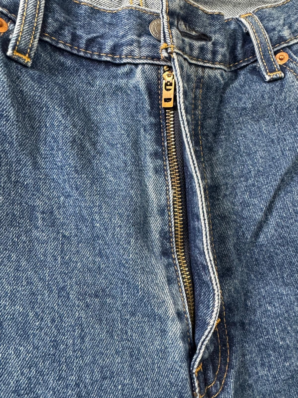 Levis 505 Jeans Mens 40×30 Blue Regular Straight Medium Wash Zip Fly