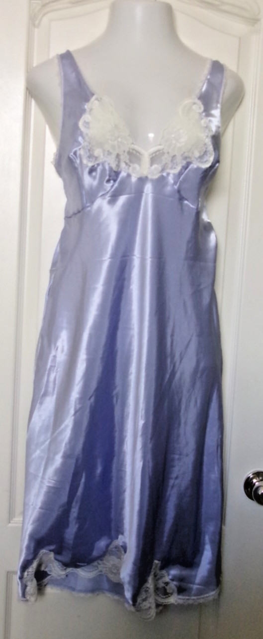 Shadowline Rochele Satin full slip Size 3X Style 27075 Lilac Irregular