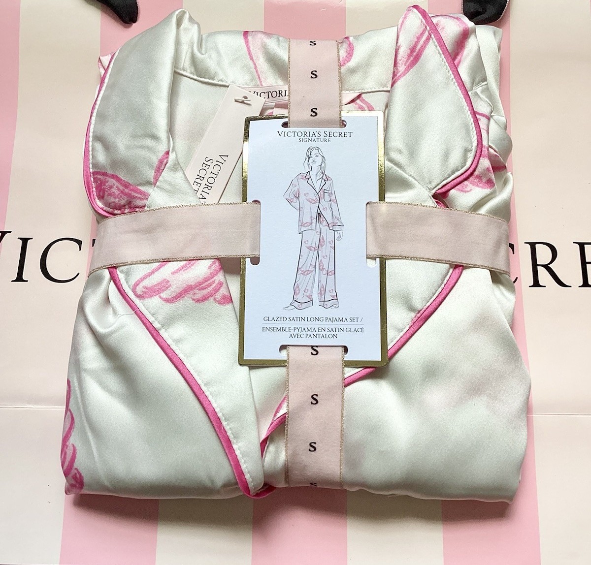 NEW VICTORIA’S SECRET Glazed Satin Pajama Set White W/ Pink Angel Wings Size S S