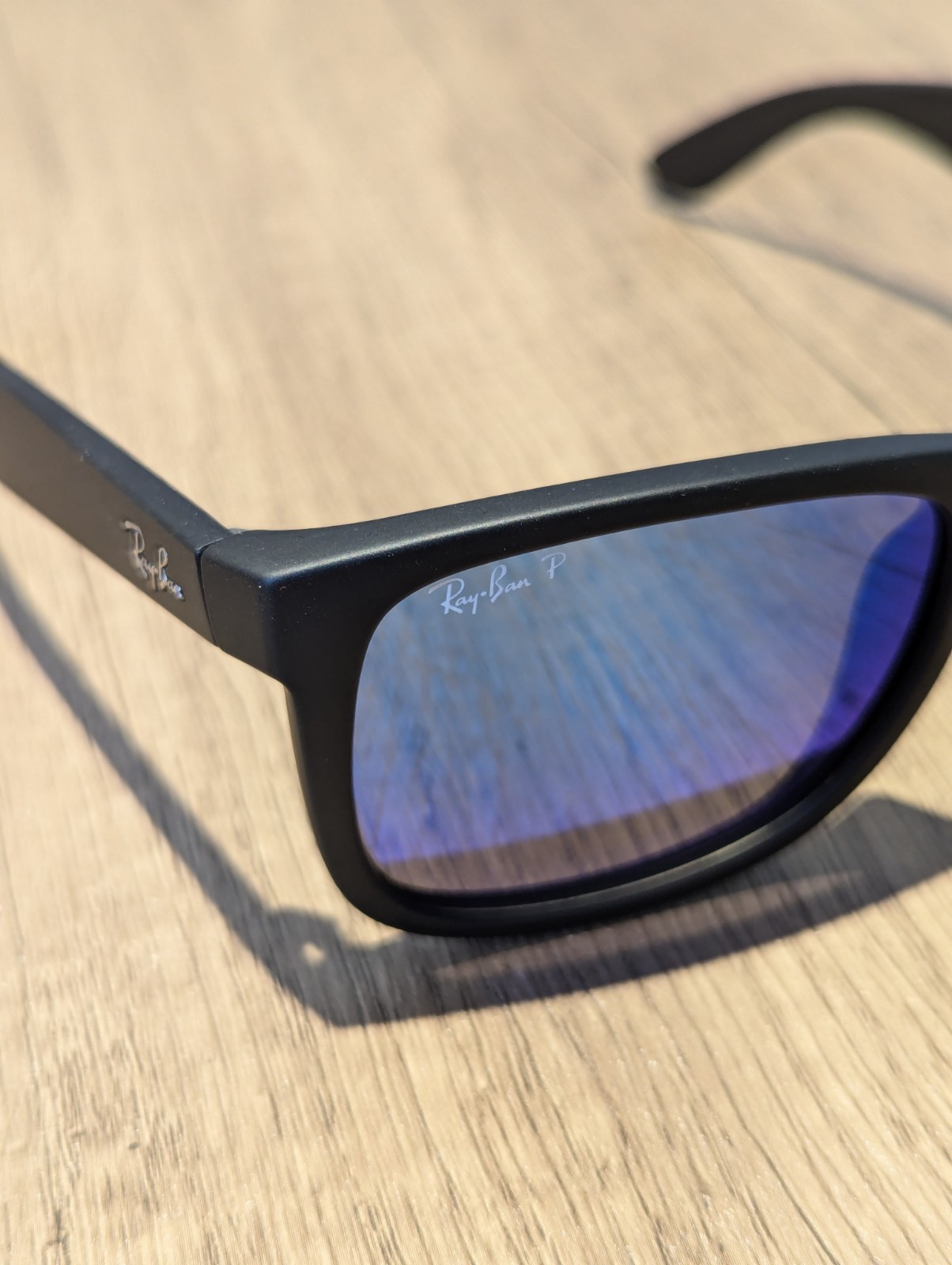 Ray-Ban RB4165 622/55 Black Frame Blue flash Polarized Lenses sunglasses-54mm