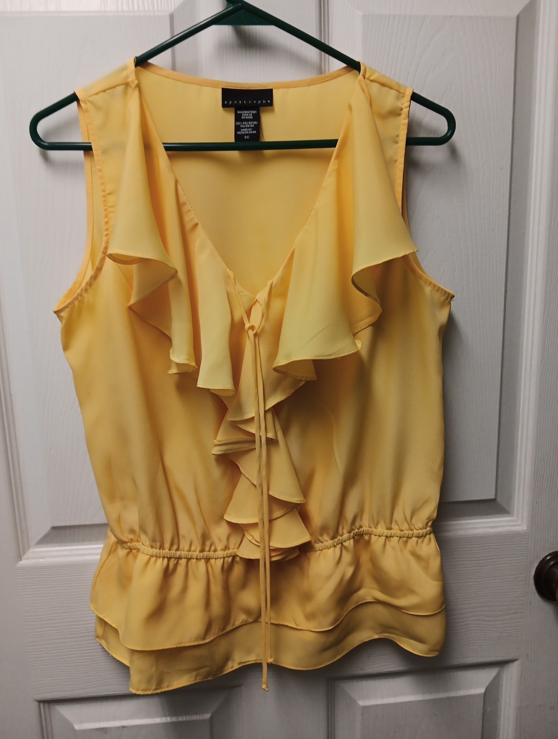 Ruffled Yellow Apostrophe Sleeveless Blouse Small