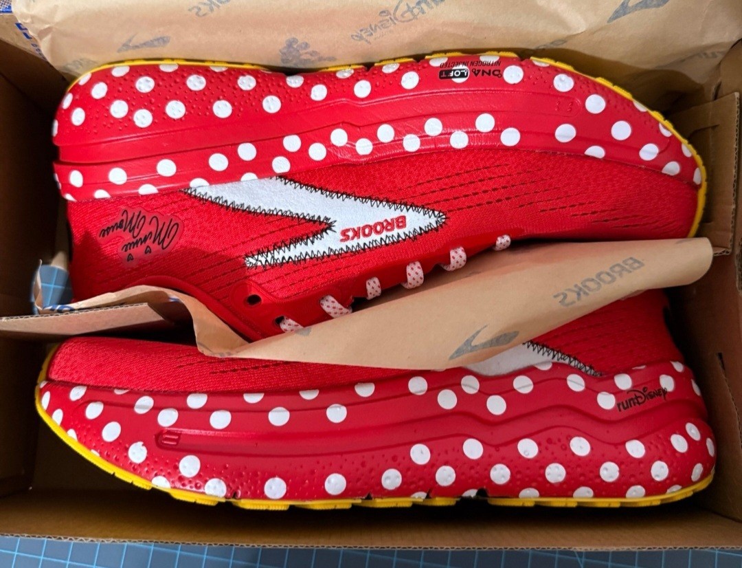 NEW Brooks runDisney Ghost MAX 2 Women’s 8 Running Shoes Sz 8.5