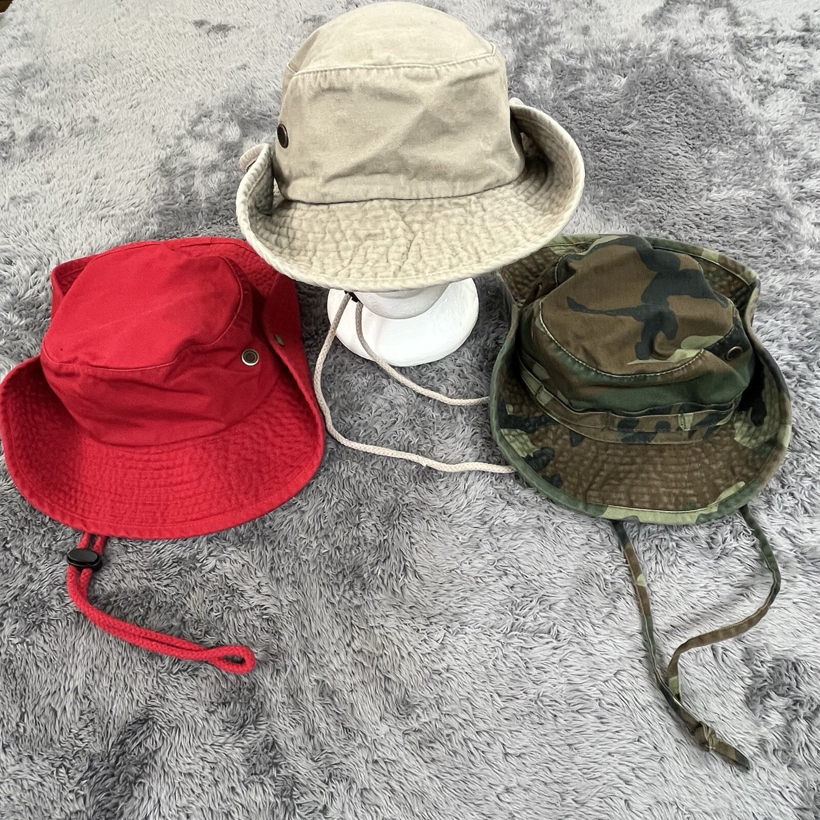 Lot of 3 – Wide Brim Bucket Hat Ethos Newhattan Red Beige Camouflage