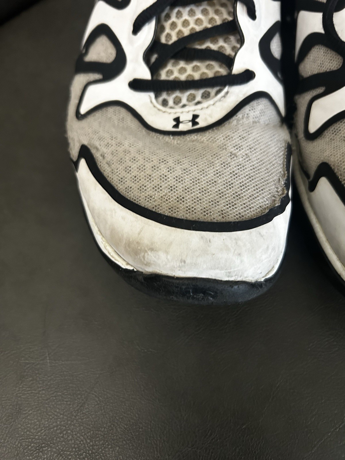 Under Armour Mens Size 11.5