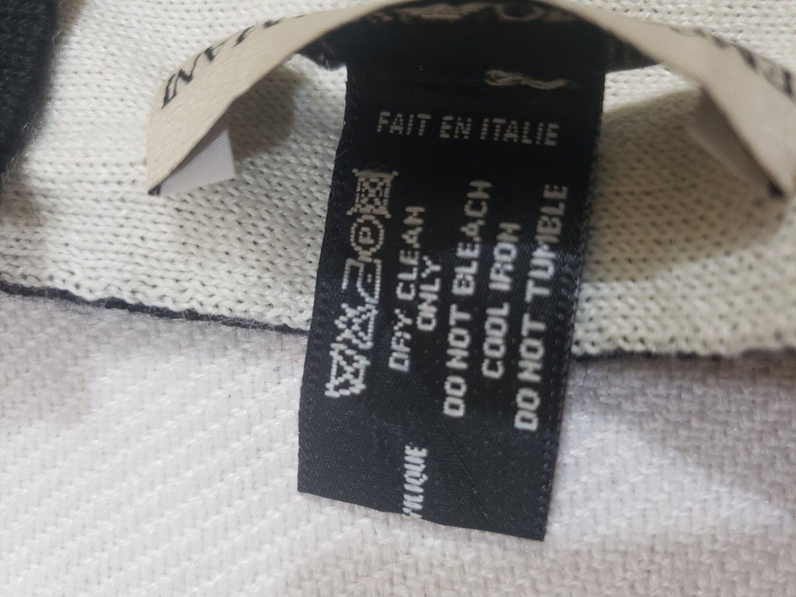 EMPORIO ARMANI RN#103723 Muffler Scarf Wool