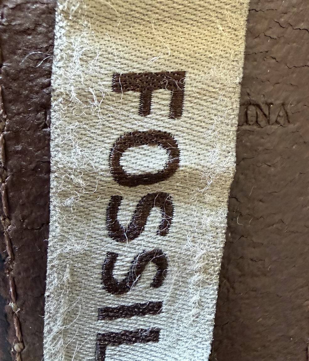 Fossil Men’s Brown Solid Dress Belt Size 42 Regular Adjustable Logo Buckle