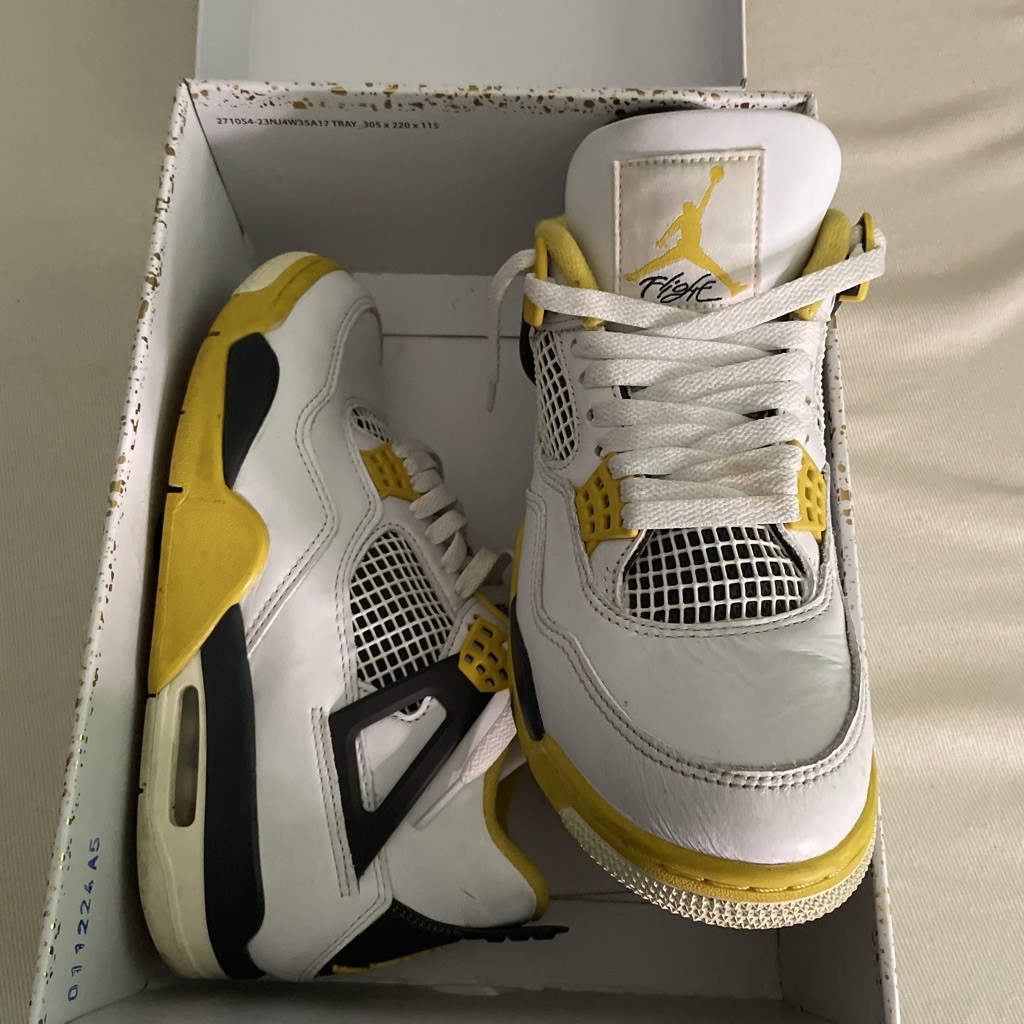 Jordan 4 Vivid Sulfur Women’s 8.5 Kids 6.5