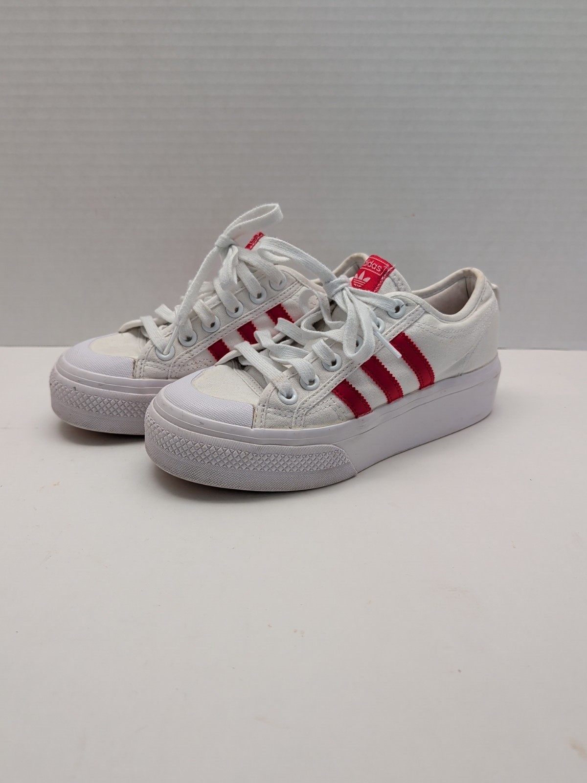 Adidas Nizza Platform Womens White/Red Size 6.5 LYV 029001