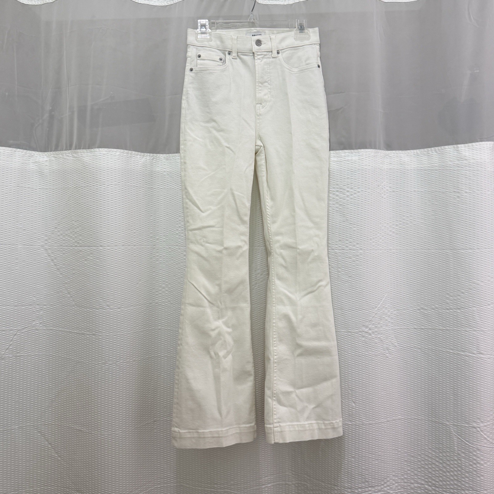 NWT SPANX White Flare Jeans Size 6 High Rise Zipper Fly Premium Stretch Denim