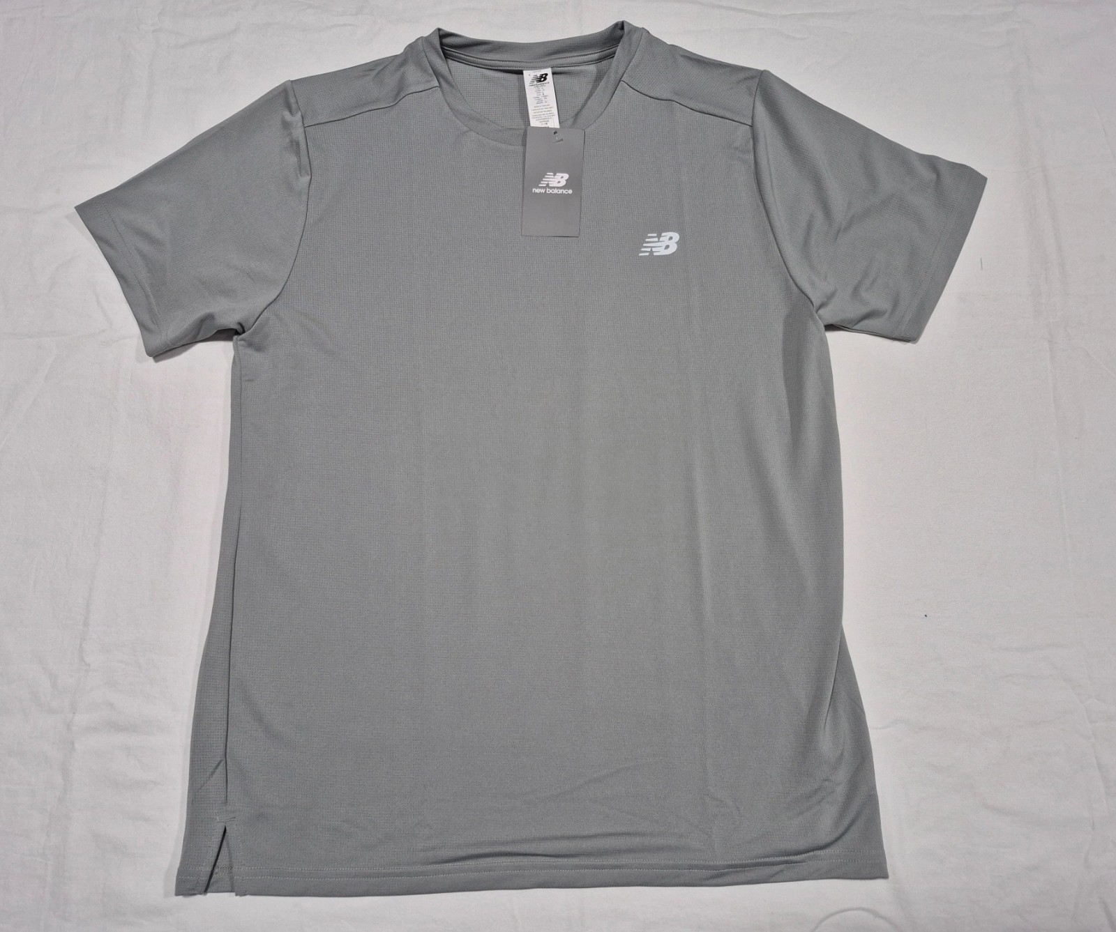 New Balance Men’s Fast Drying Moisture Wicking Running Gray shirt Polyester