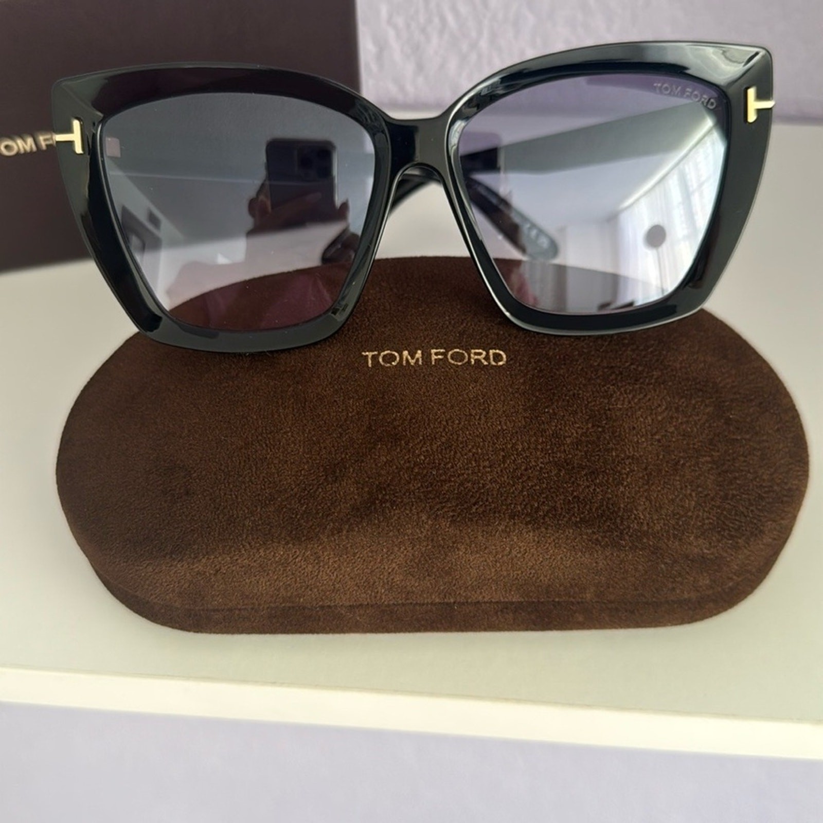 New Tom Ford Sunglasses Scarlet-02 TF920 01B, Authentic