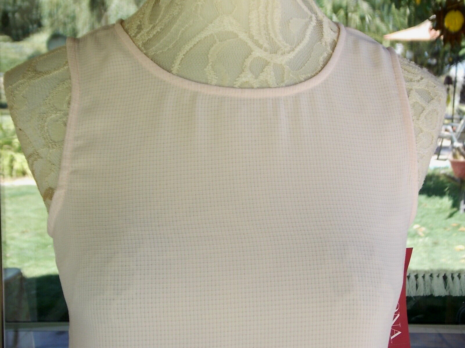 New Sleeveless Pleated Bottom Merona Blouse Sz. S 34″ Bust