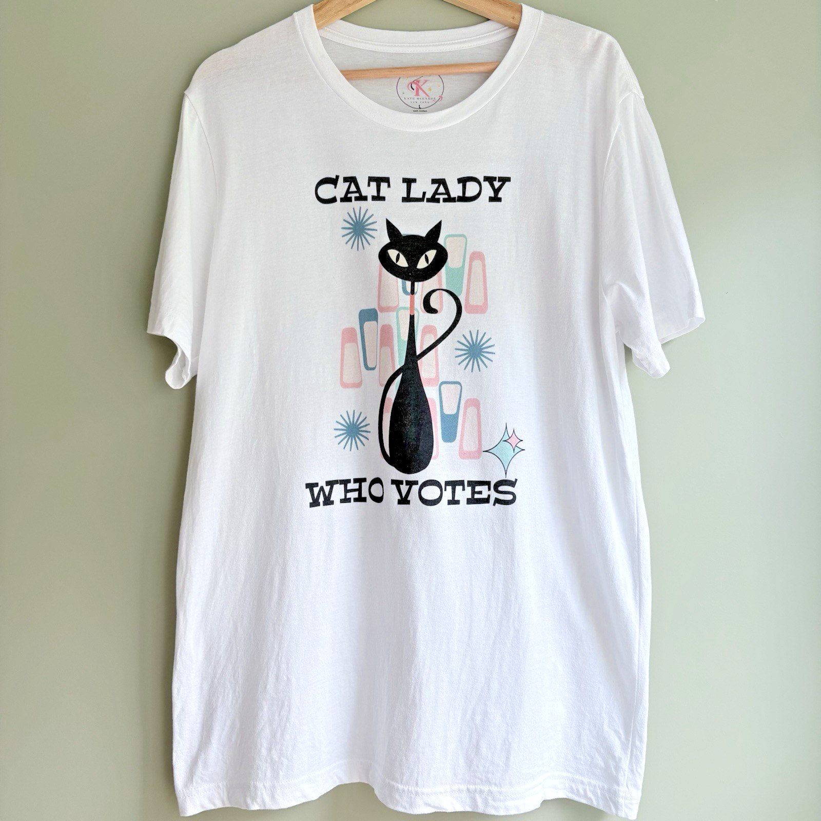 Cat Lady Who Votes Graphic Novelty T-shirt Size Large Retro Mid Century Modern
