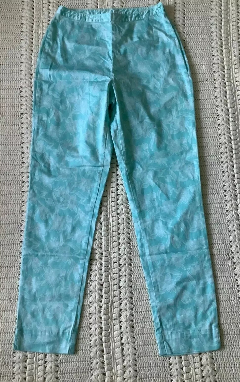 ‘Madison Studio’ floral Cotton Blend Stretchy Flat Front Pants – Size 8