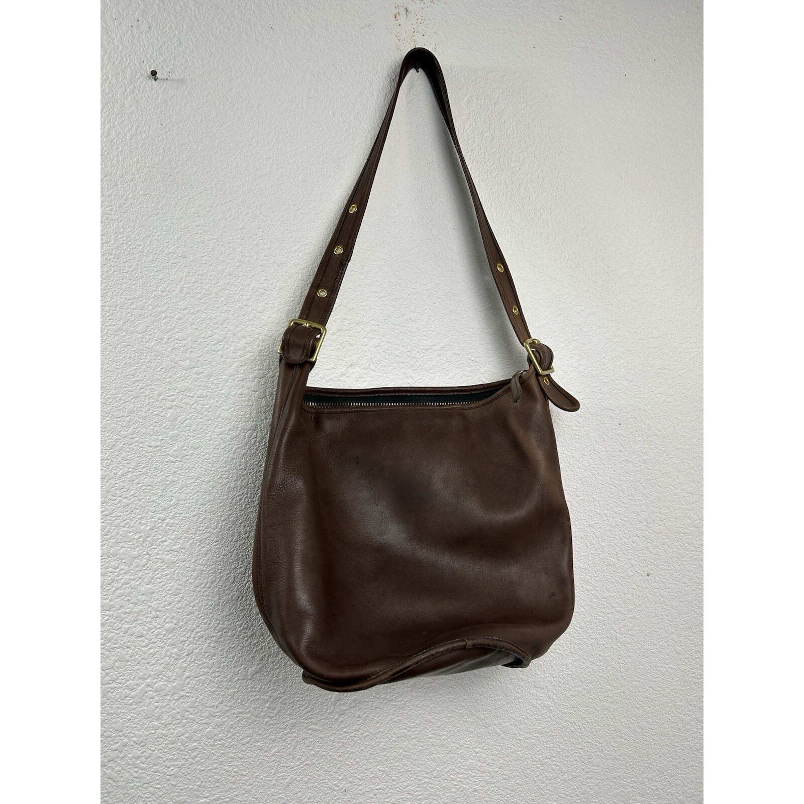 Vintage Coach Duffle Sac Bucket 9028 Brown Leather Shoulder Bag Purse USA Made