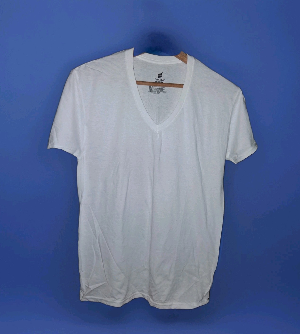 Hanes ComfortSoft Tagless classic V-Neck T-Shirt Undershirt cotton, Size Med New