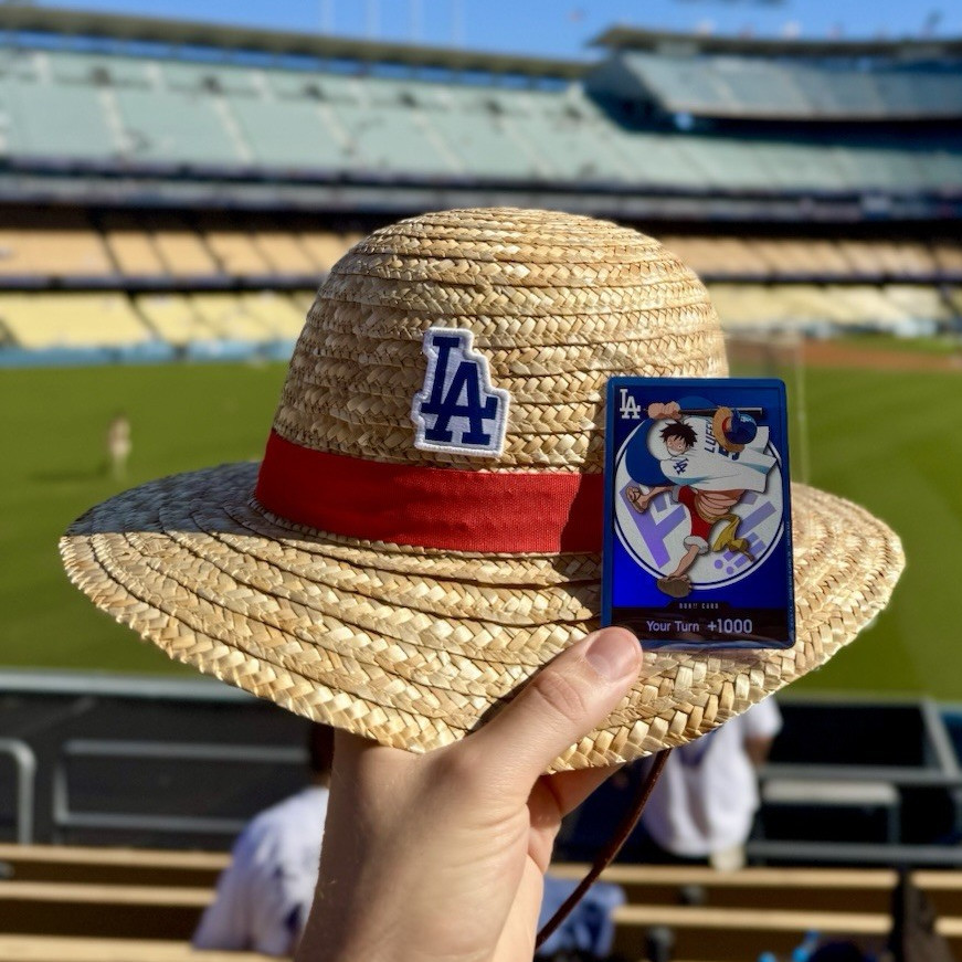 Dodgers x One Piece Limited Giveaway Card & Hat (Mint Condition/SEALED)