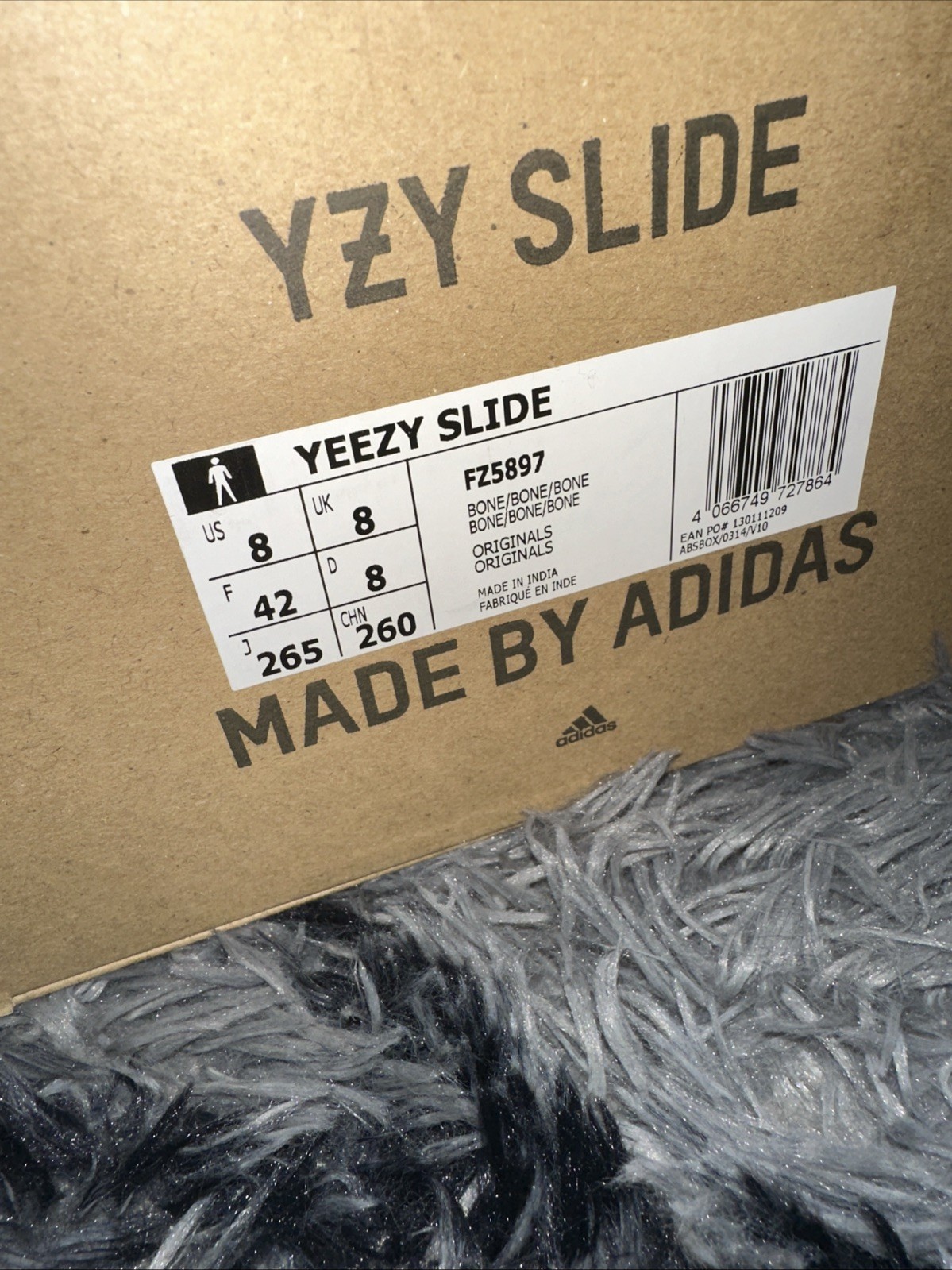 Yeezy Slide Bone Men’s Size 8