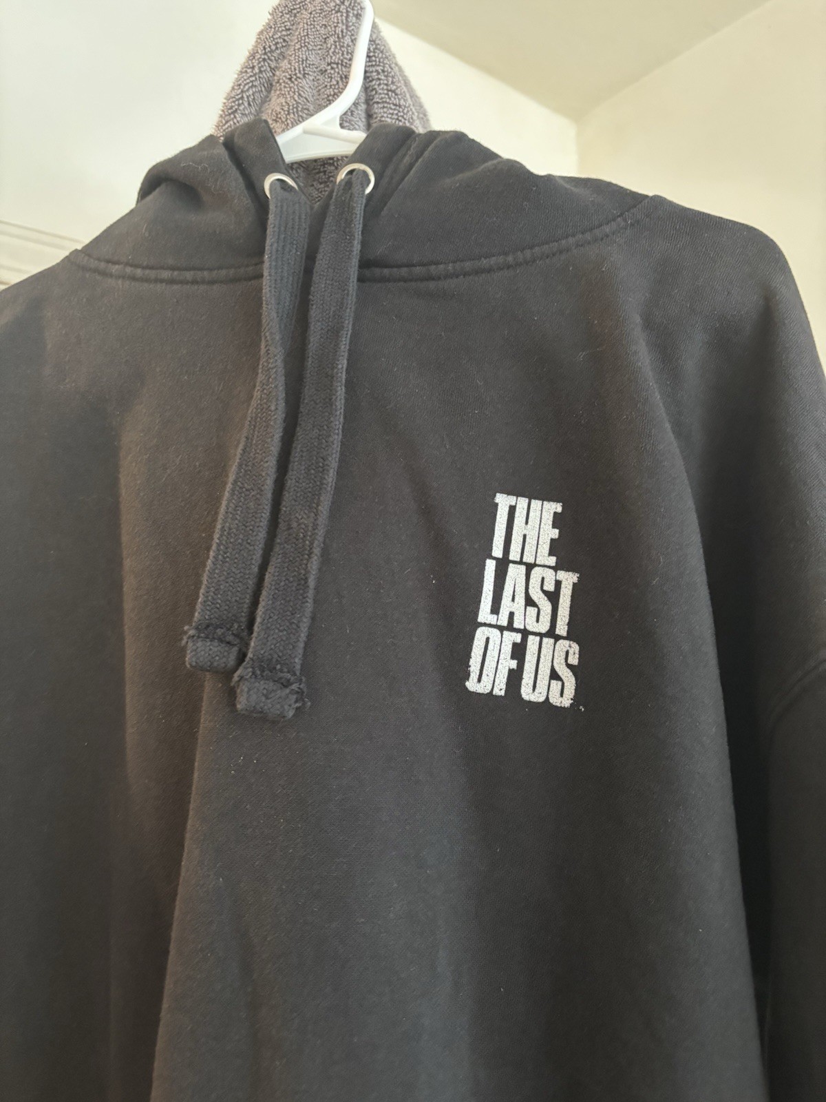 The Last of Us Season 1 Promo Hoodie Sz XL Men’s HBO Max Tv Show PlayStation
