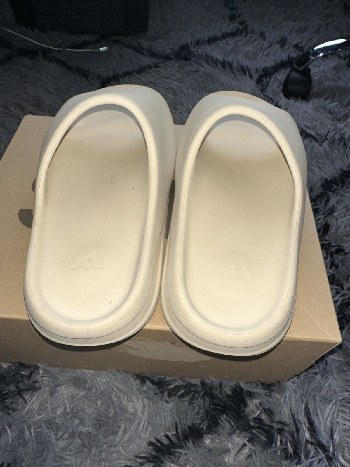 Yeezy Slide Bone Men’s Size 8