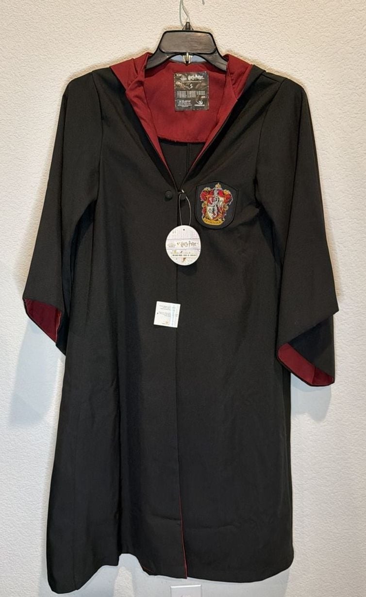 Harry Potter Gryffindor Wizard Robe Size S Item 0293