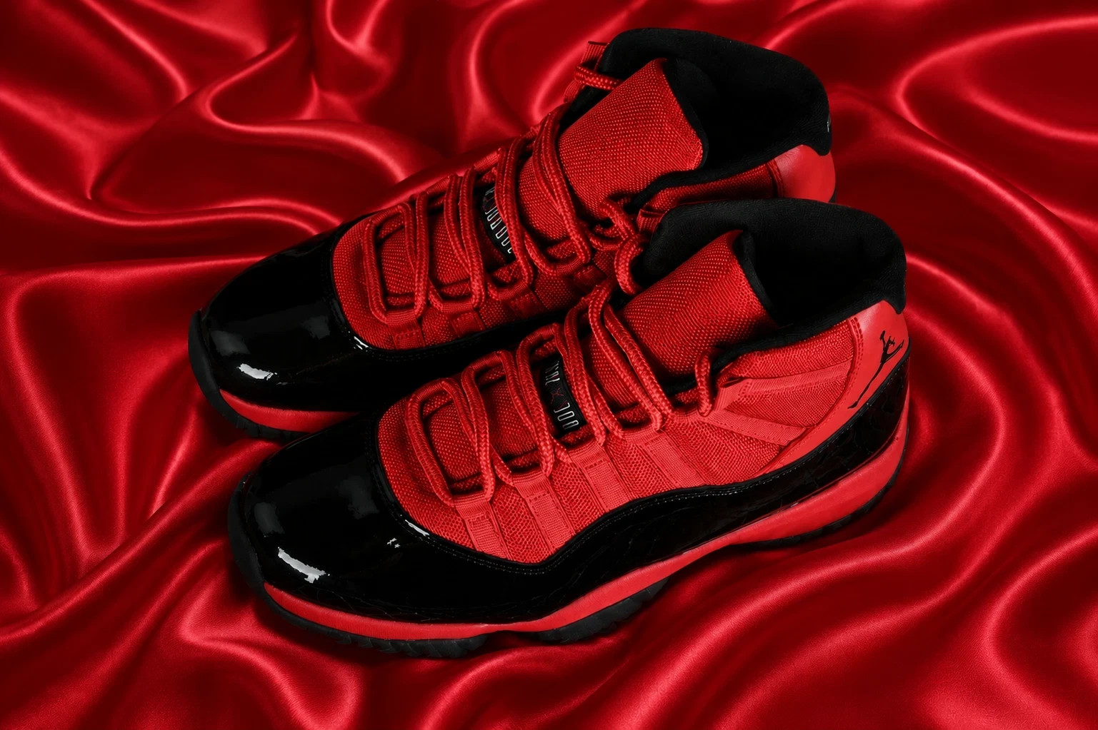 NEW Jordan 11 Retro Black/Red CT8012-600 Size US 7-12 (Men’s)