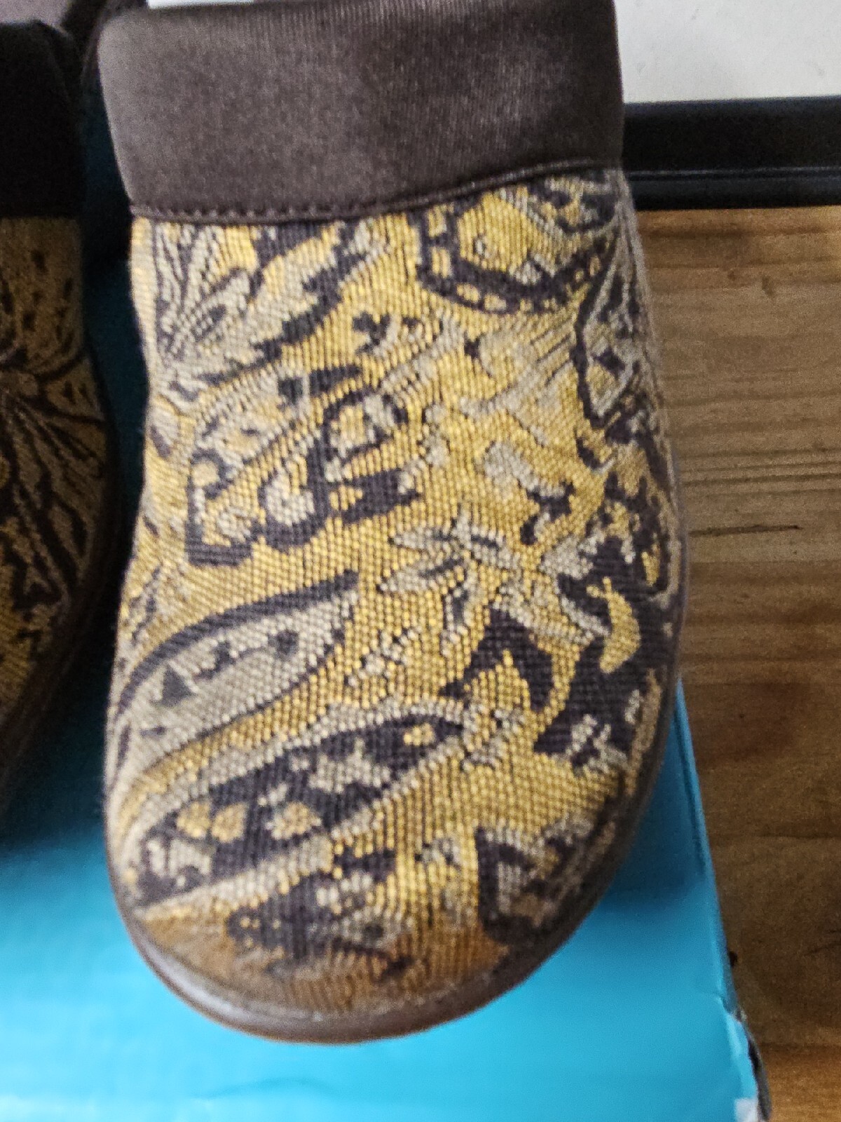 SoftWalk Women’s Murietta Mule, Brown Brocade, fabric upper 9 N US