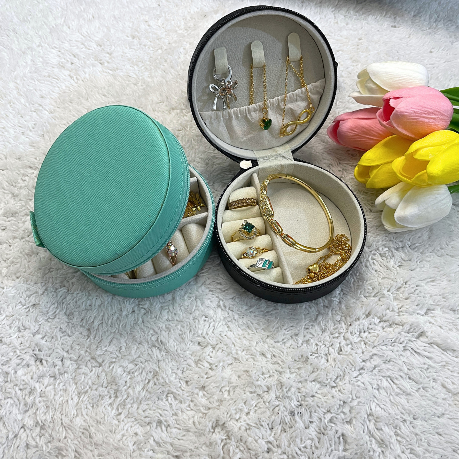 Personalized Round Jewelry Box Custom Name Birth Flower Bridesmaid Gift Case
