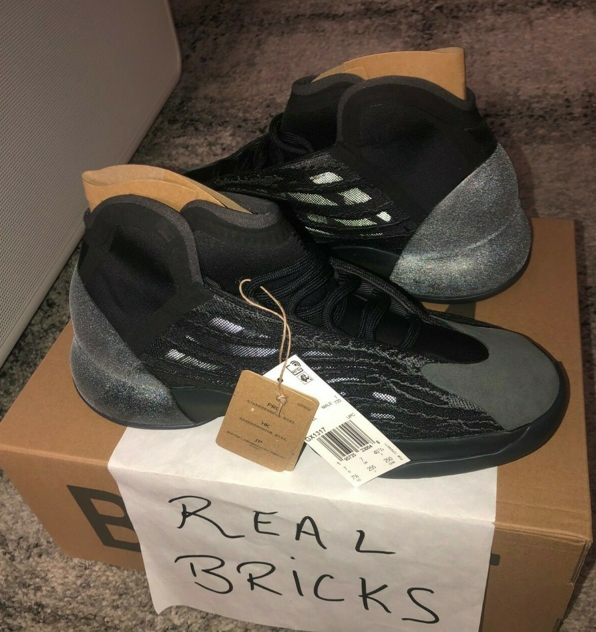 adidas Yeezy QNTM Onyx GX1317 Black Bred Wave Rare White Xlm Size 7.5 BRAND NEW