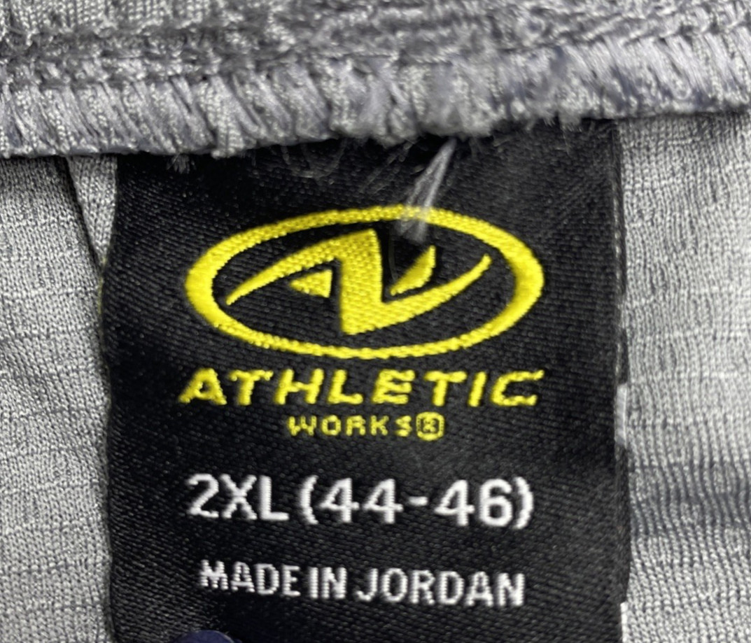 NWT Mens Athletic Works Size 2XL 44-46 AW Core Shorts With Pockets Gray