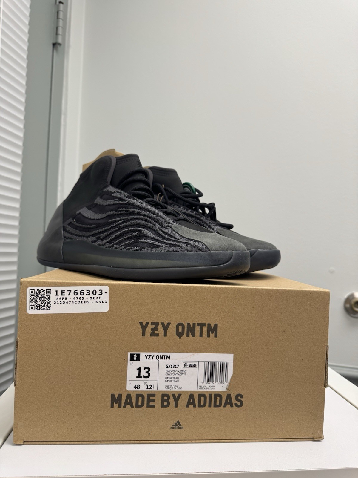 Adidas Yeezy Quantum Onyx Size 13 BRAND NEW WITH BOX