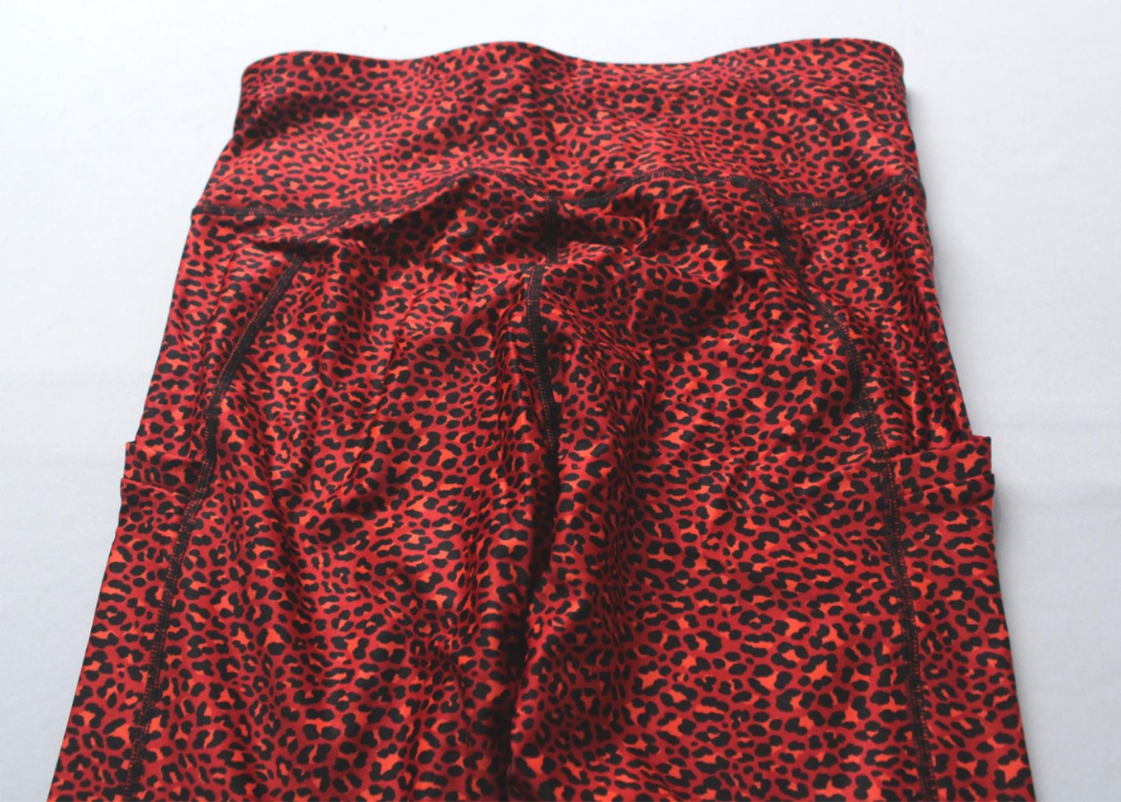 Fabletics Women’s Leopard Print High Waisted Leggings JL3 Electric Cherry Medium