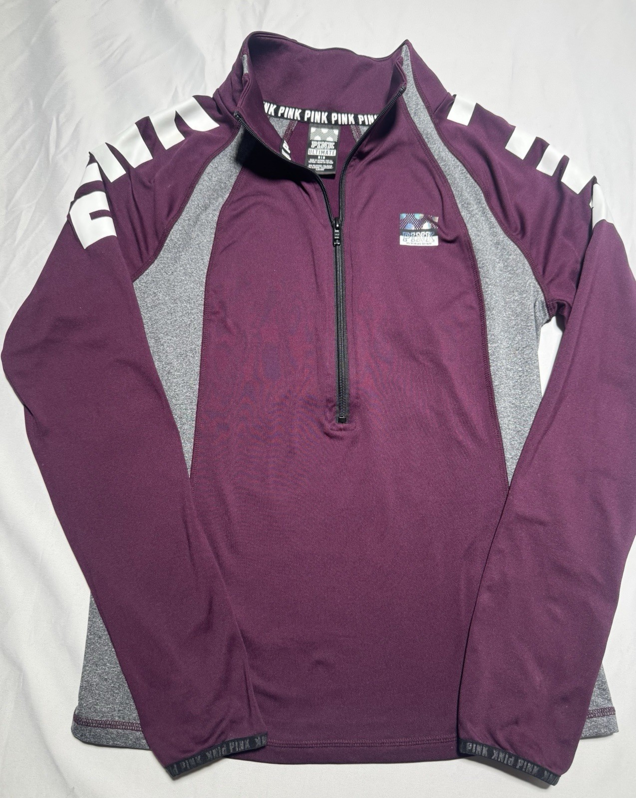 PINK ULTIMATE Victorias Secret – Women’s 1/2 Zip Stretch Athletic Top – Medium