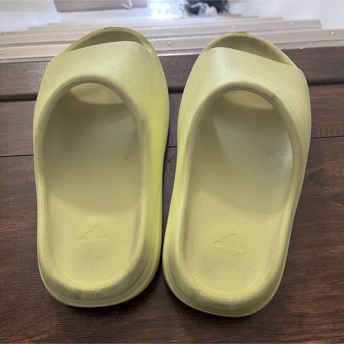 YEEZY YEEZY Slide Men’s Green Foam Slip-On Sandals Logo US 8 EU 47
