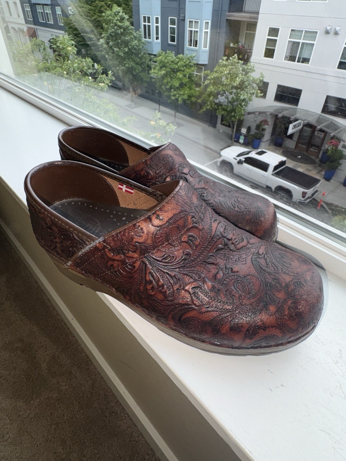Sanita Women’s Brown Floral Tooled Leather Slip-On Clogs EU 38 US 8