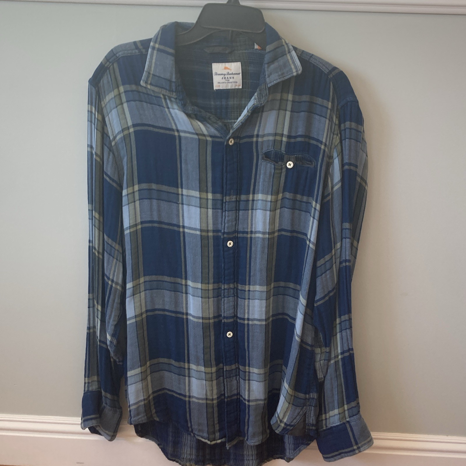 Tommy Bahama Jeans Men’s M Blue/Gray Plaid Cotton Long Sleeve Button-Up Pockets