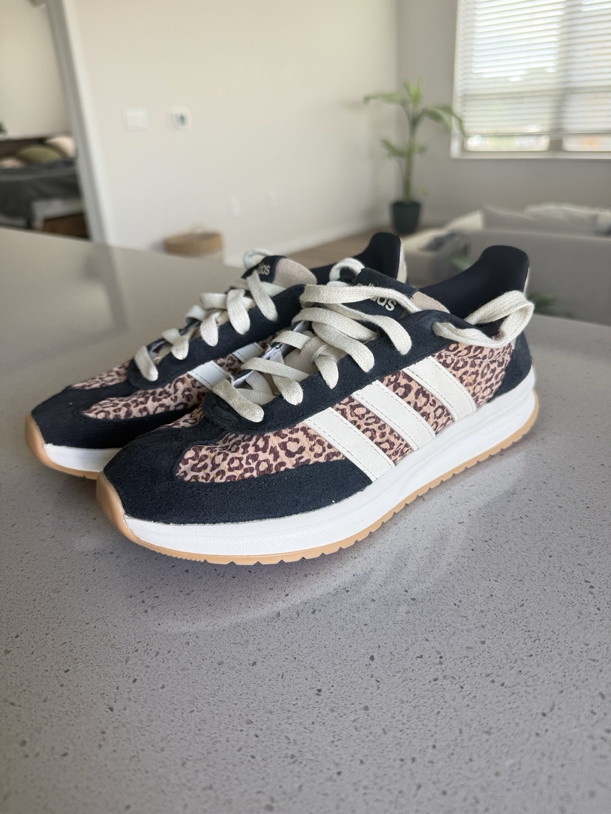 adidas Low Top Lace-Up Athletic Sneakers Black/Beige/White Leopard Print