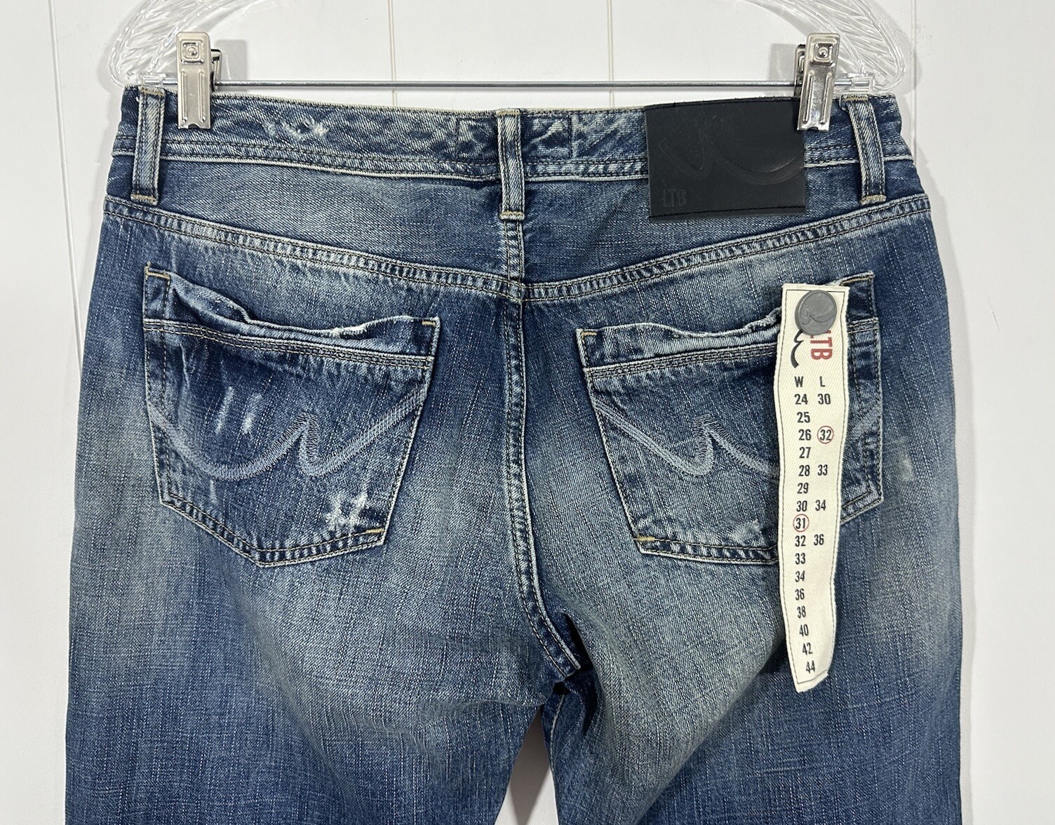 NWT LTB 1948 Women’s Bootcut Low Rise Distressed Denim Cottton Jeans Size 31×32