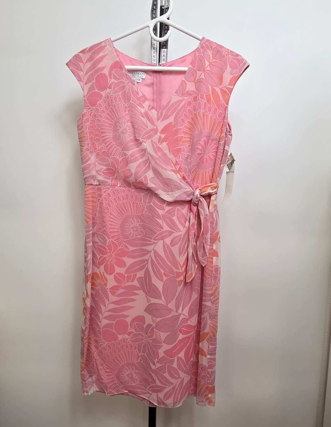 NEW Maggy London Petites Silk Dress Floral Pink Size 6 RN 58142