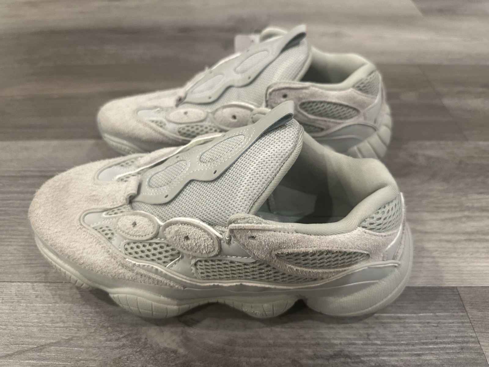 adidas Yeezy 500 Salt Men’s Size 8 Sneakers No Laces Or Box New With Defects!
