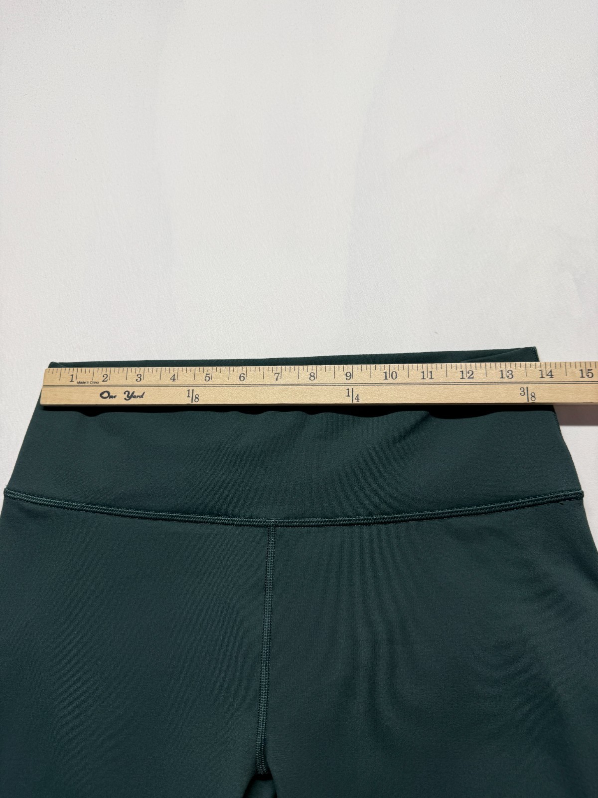 Fabletics Define PowerHold High Waisted 7/8 Leggings Womens Large Green Workout