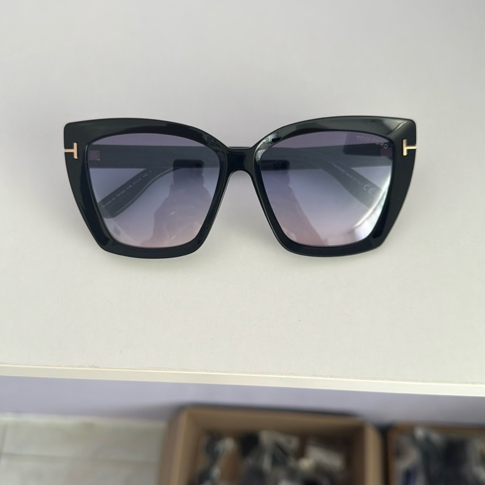 New Tom Ford Sunglasses Scarlet-02 TF920 01B, Authentic