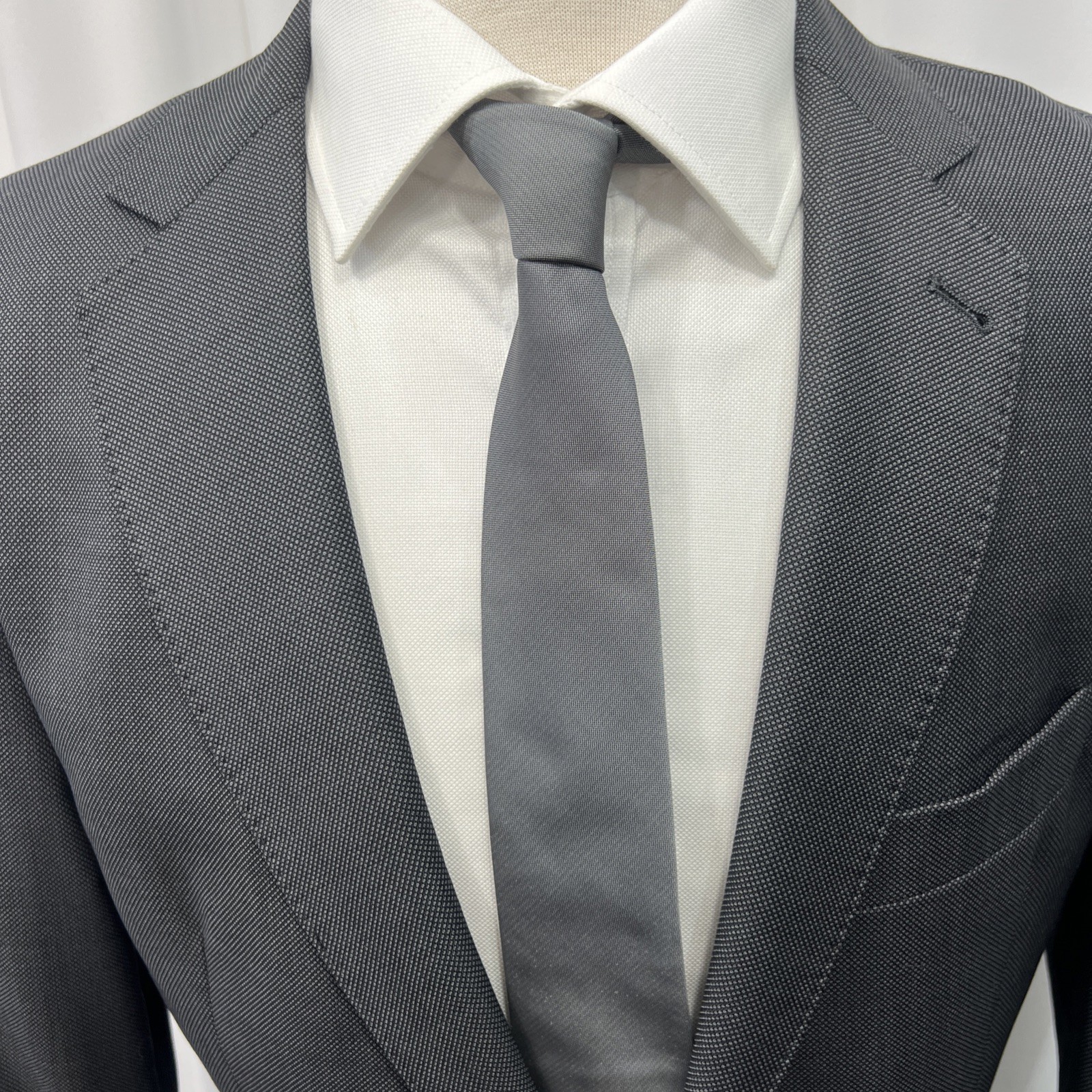 Mark Stephen London Men’s Italian Fabric Wool Suit – Slim Fit – C40L / W36 L32