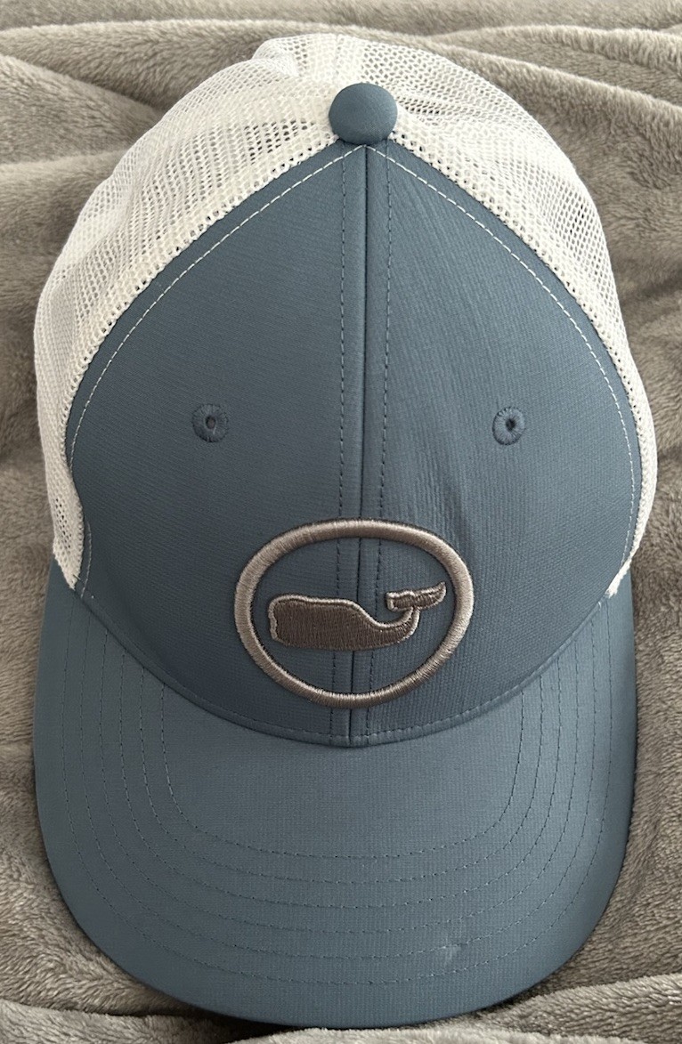 Vineyard Vines Blue Whale Dot Performance Trucker Hat Snapback