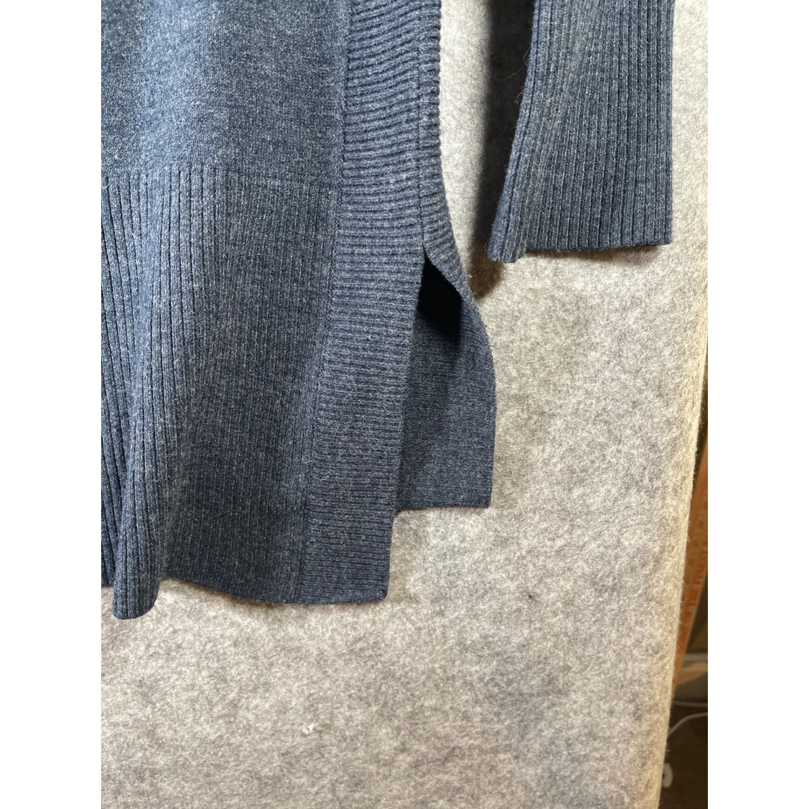 French Connection Mens Charcoal Gray Turtleneck Sweater High Low Hem Size M