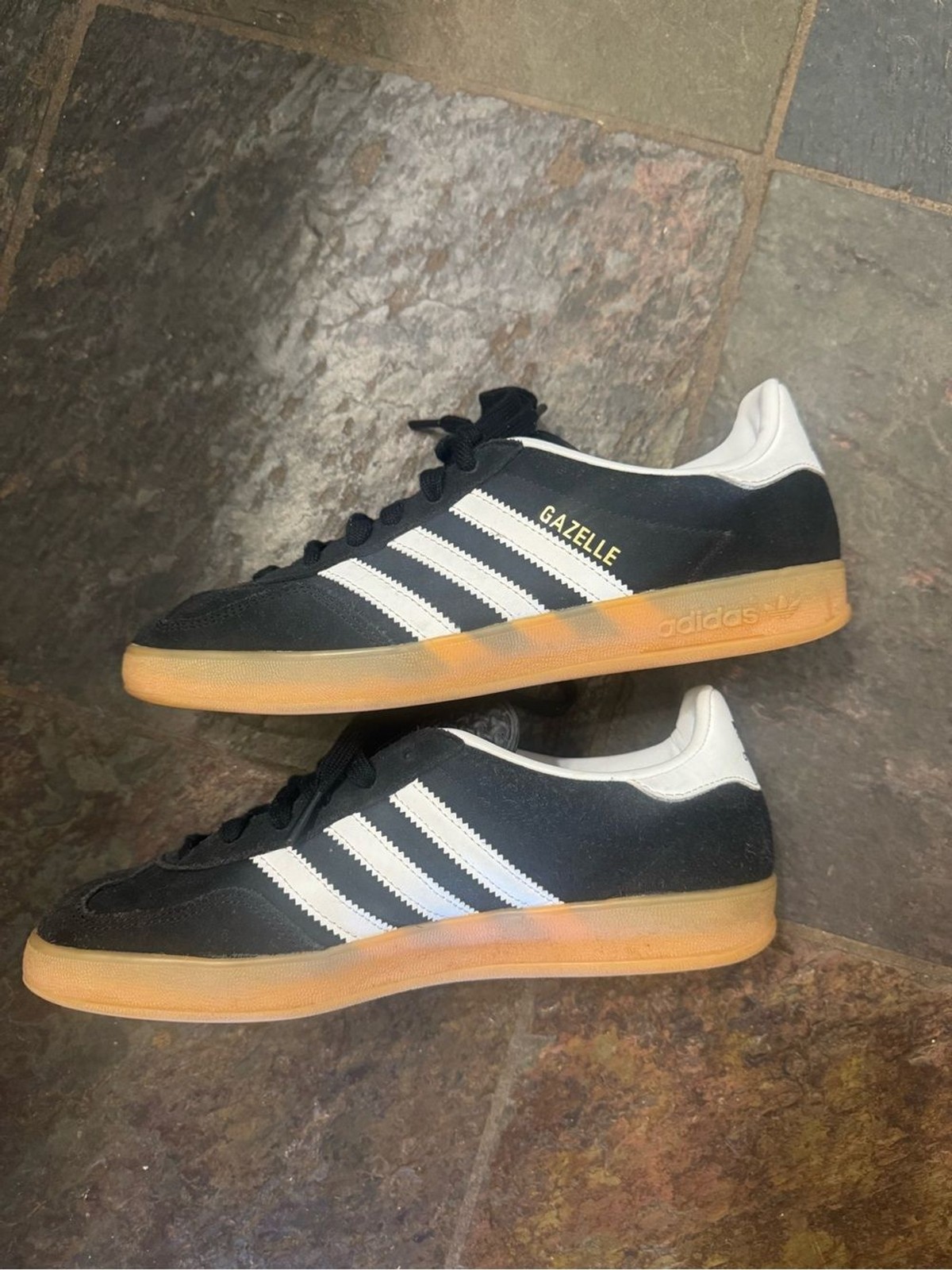 Excellent condition adidas Black & White gazelle Sneakers with Gum Sole 6.5